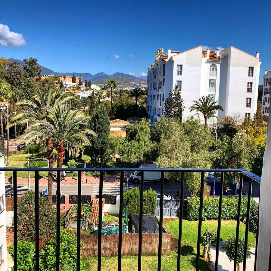 Puerto Banus. Urb Jardines Del Puerto. For Up To 6 * Marbella